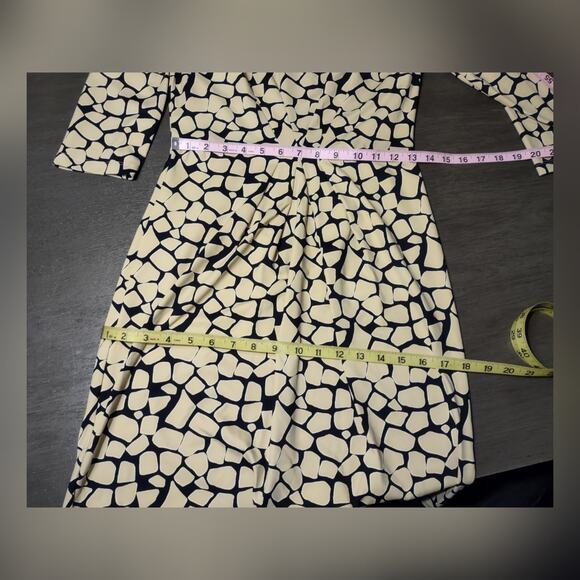 J. McLaughlin Tan and Black Brea Catalina Cloth Dress Size Small - Picture 7 of 14